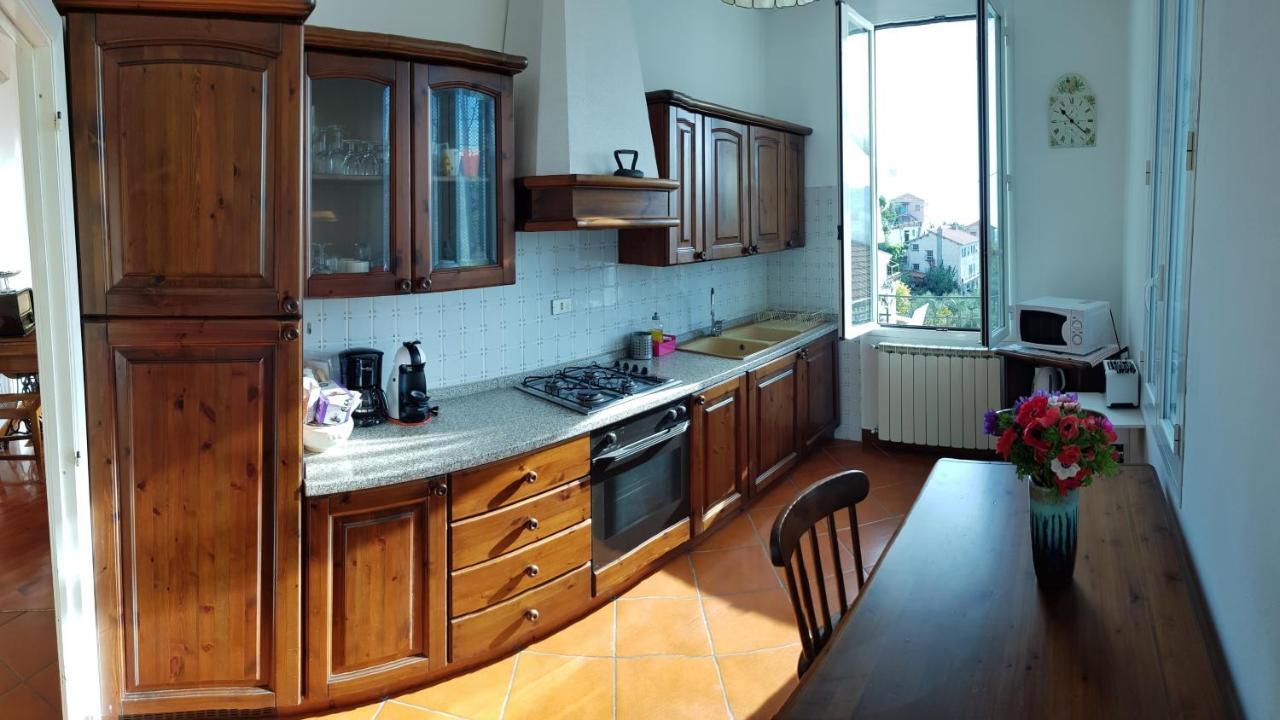 Casa Dalia Villa Pietrabruna Eksteriør billede